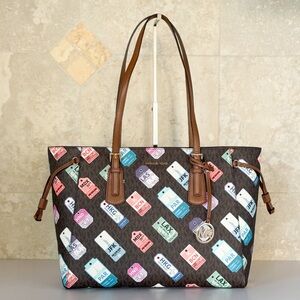 Michael Kors Voyager LG Shoulder Laptop Tote Bag MK Brown Multi